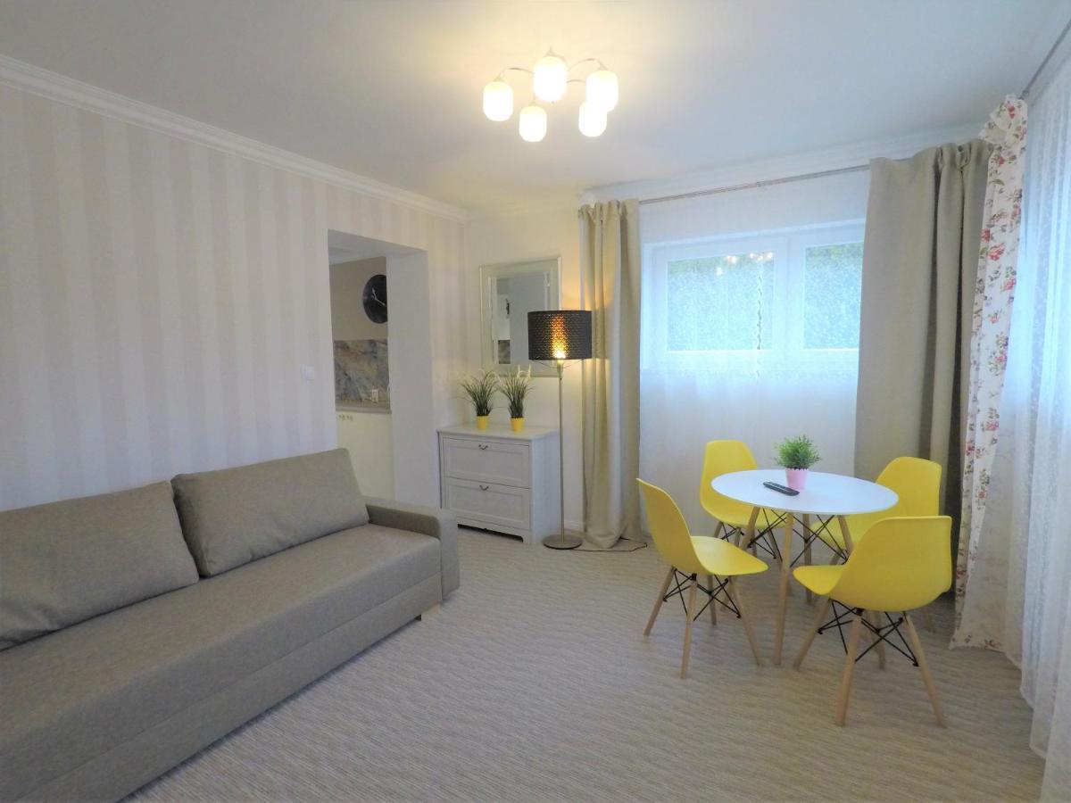 Apartamenty Dobranoc - Wawer 2 ワルシャワ エクステリア 写真